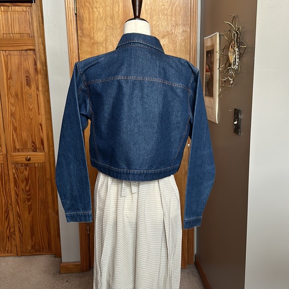 Jacket - Picture 2 of 3